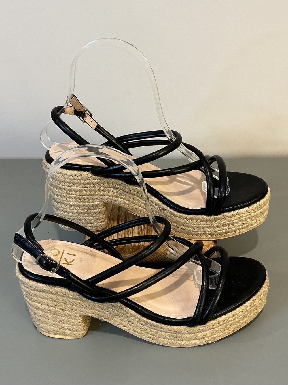 Yoki LENITA Black Strappy Espadrille Chunky heel Sandals, size 9